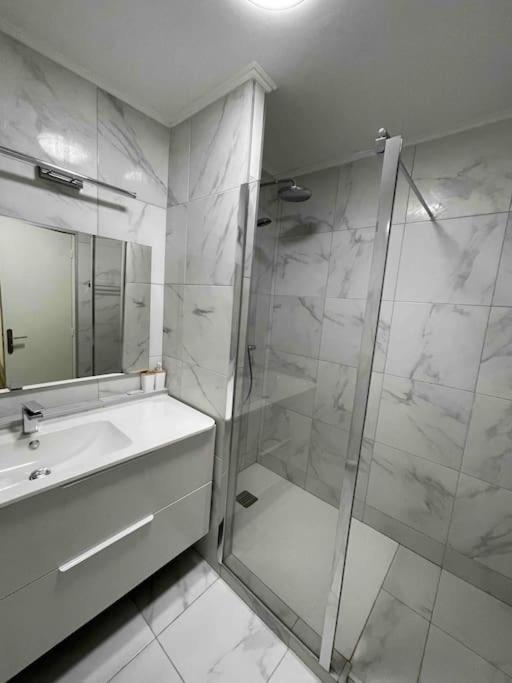 3 Pieces Apartment A Juan-Les-Pins Antibes Eksteriør bilde
